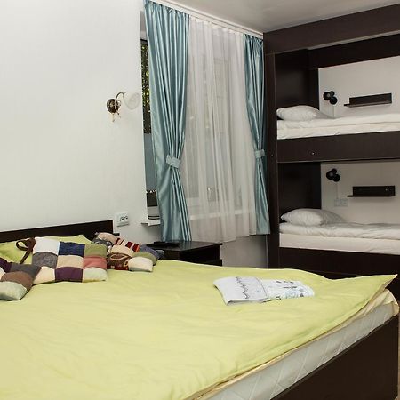 Nicehostel Алмати Екстер'єр фото
