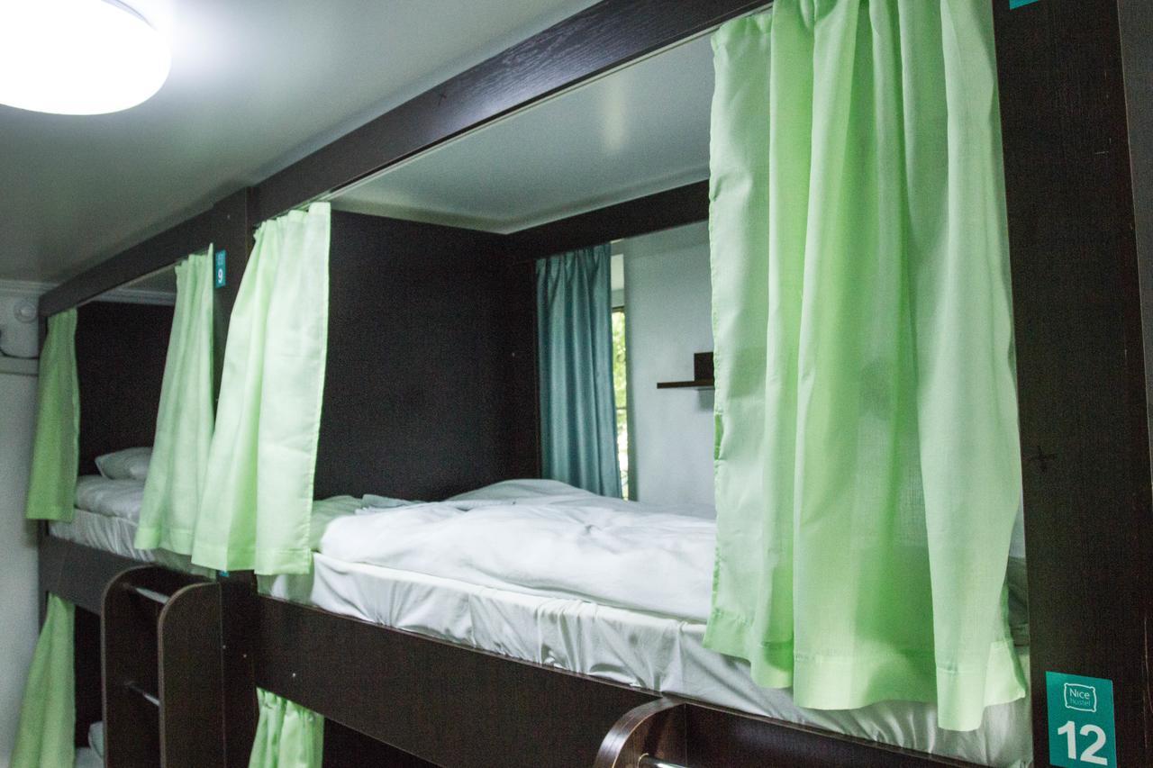 Nicehostel Алмати Екстер'єр фото